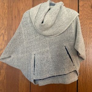 Sparrow Women's Gray Hooded Poncho